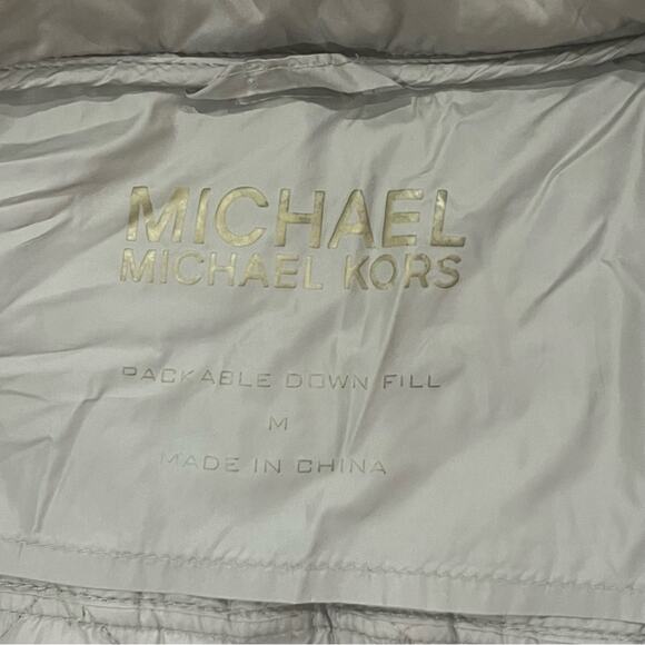 Michael Kors Women Tan Medium Lightweight Diamond Quilted Hooded Down Fill Coat - Picture 8 of 9